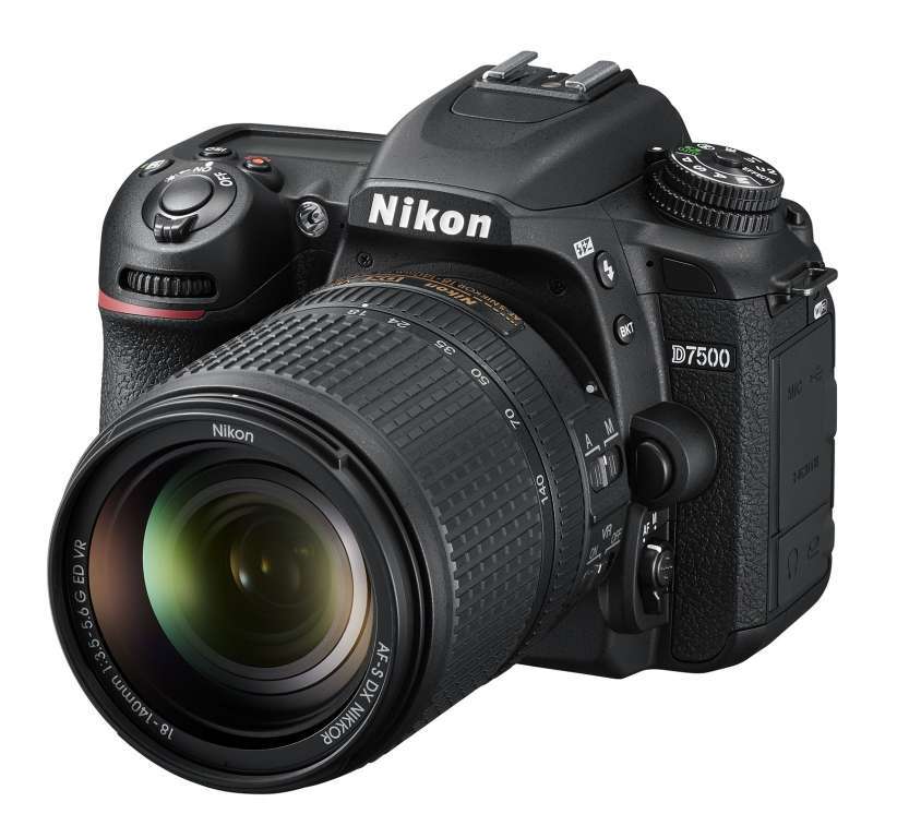 Nikon D7500 DSLR with AF-S DX NIKKOR 18-140mm f/3.5-5.6G ED VR Lens